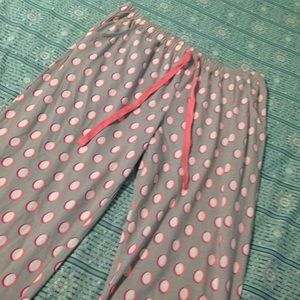 Long pajama pants. 💖