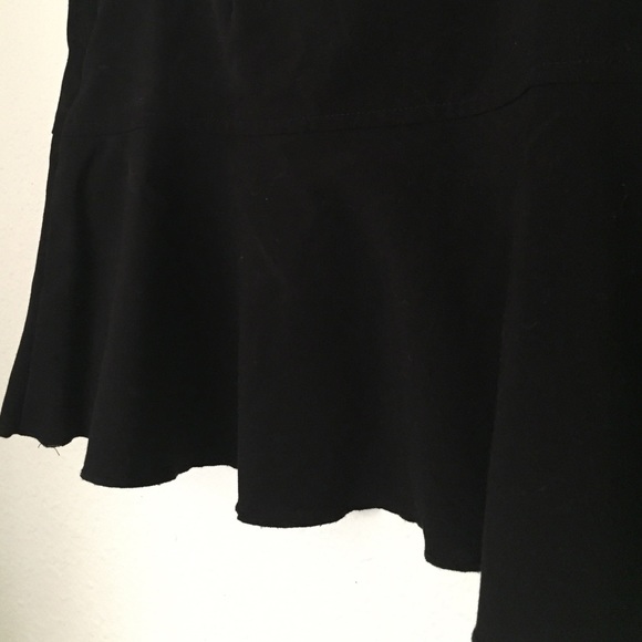 Simple Black Skirt - Picture 2 of 2