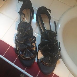 Pour la victoire sandals