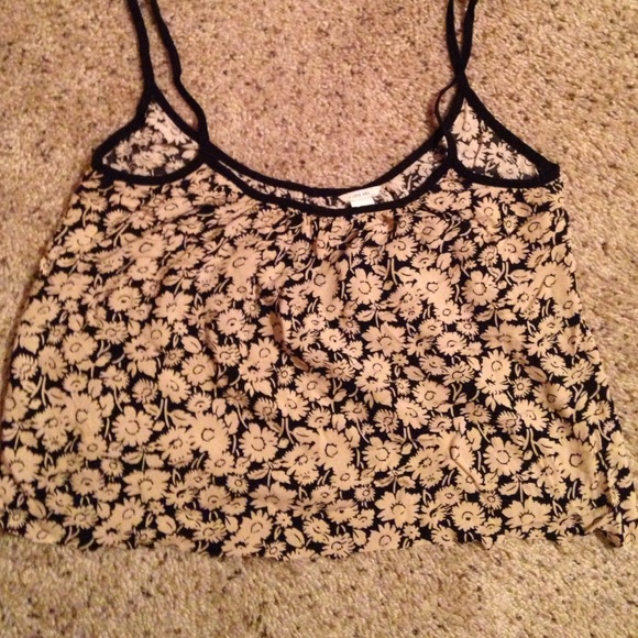 Forever 21 Tops - Cropped Floral Tank