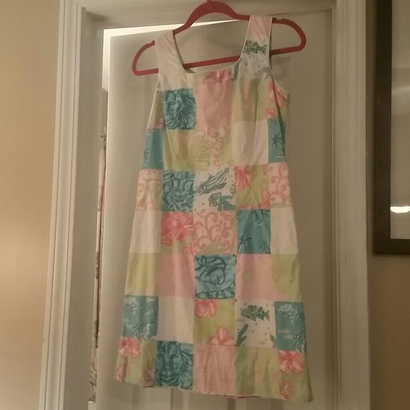 Lilly pulitzer white label! Dolphin patch print! 6