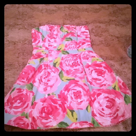 Lilly pulitzer hotty pink first impression! 4!