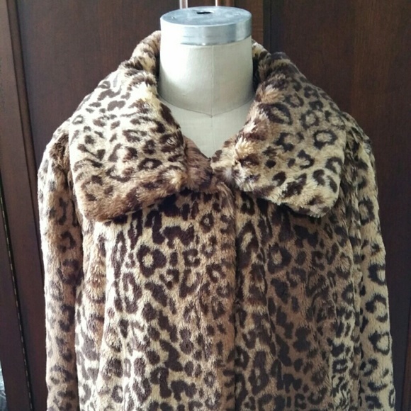 Kasper Jackets & Blazers - New Pics Added Lush Cheetah Print Dress Jacket