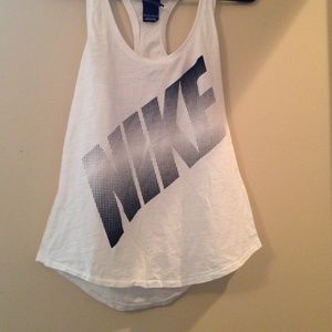 Nike Tank Top! ❌FINAL SALE❌