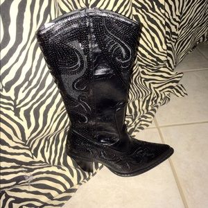 💕BRAND NEW FASHION COWBOY BOOTS💕