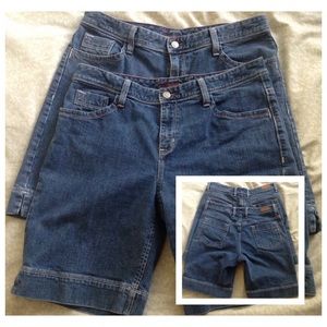 Blue short jeans