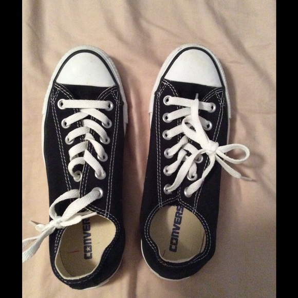Black converse