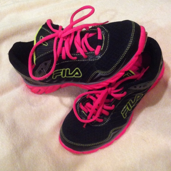 FILA Running Shoes with DLS Foam