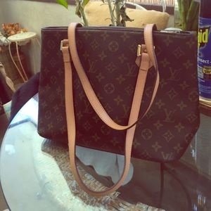 Faux Louis Vuitton