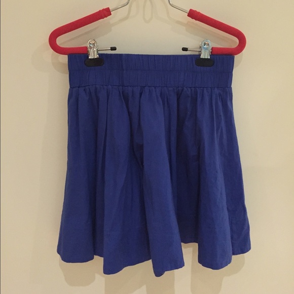 flare bold blue skirt!