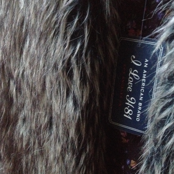 Heritage Faux Fur Vest - Picture 2 of 3