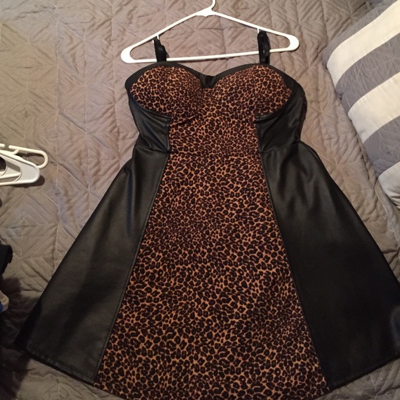 Faux leather cheetah print party dress /strapless