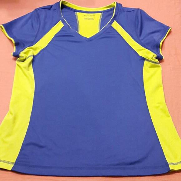TEK GEAR ATHLETIC TOP