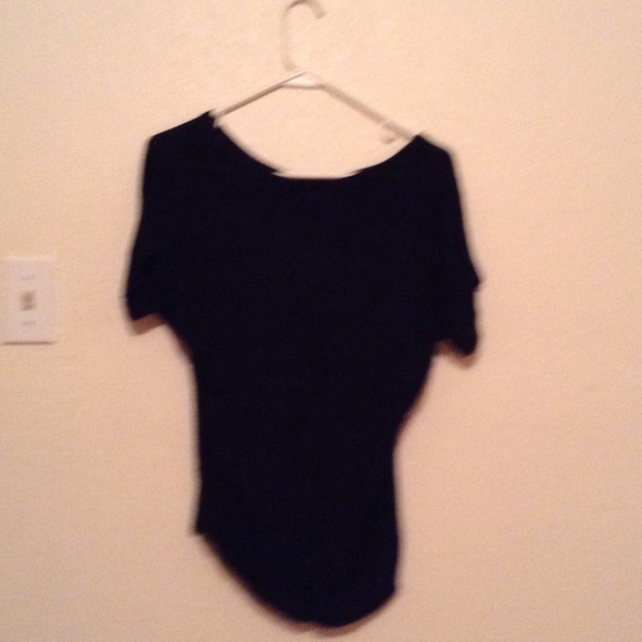 Wet seal size S black bow tee - Picture 2 of 2