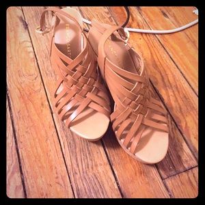 Franco Sarto Wedges nude