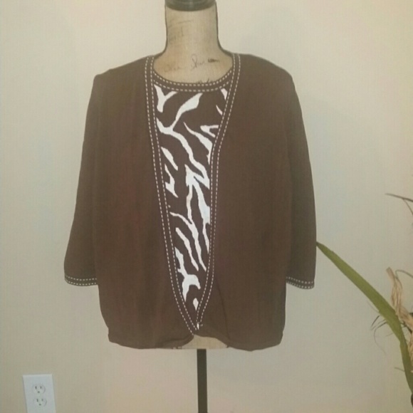 Blouse - Picture 2 of 3