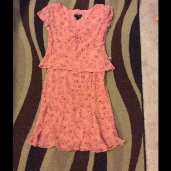 LAST CHANCE Cynthia Howie 2 pc silk salmon set 4P