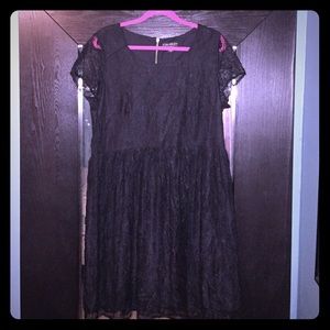 Forever 21 + plus size black lace party dress