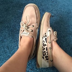 SPERRY'S cheetah print