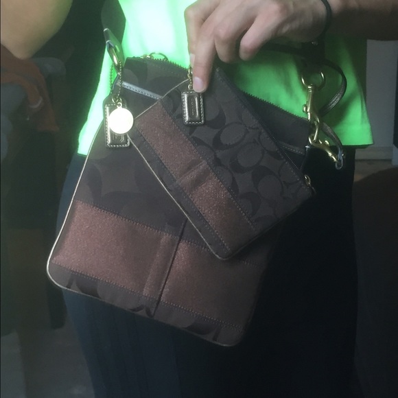 Brown authentic coach cross body with wristlet✨