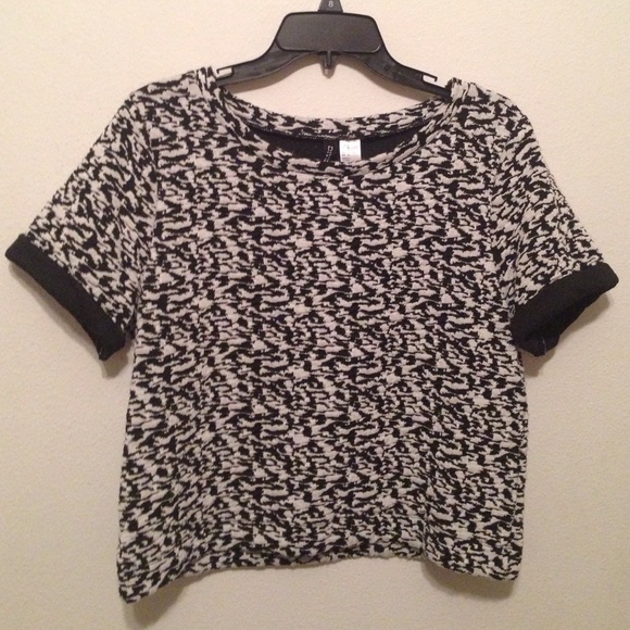 Cropped Woven Top