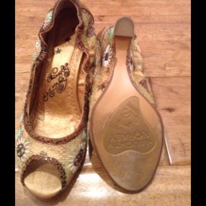 Naughty Monkey Wedges