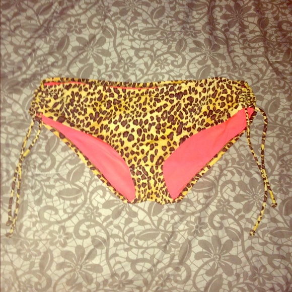 VS leopard bikini bottoms