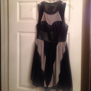 Short dress black and grey