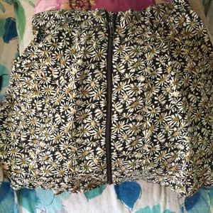 Daisy Skirt! Urban Outfitters!