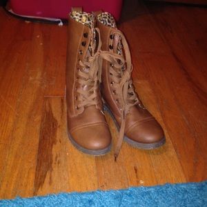 SALE! Brown combat boots