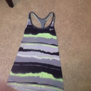 Nike tank