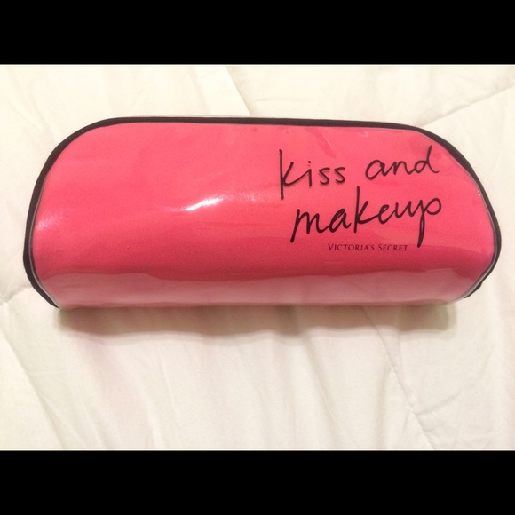 Kiss and Makeup Victoria's Secret Makeup Bag