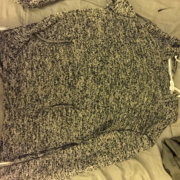 Light grey pull over
