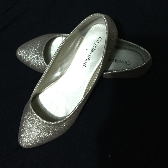 Sparkly gold flats