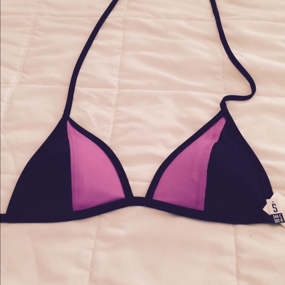 NWT VS Pink Triangle Top