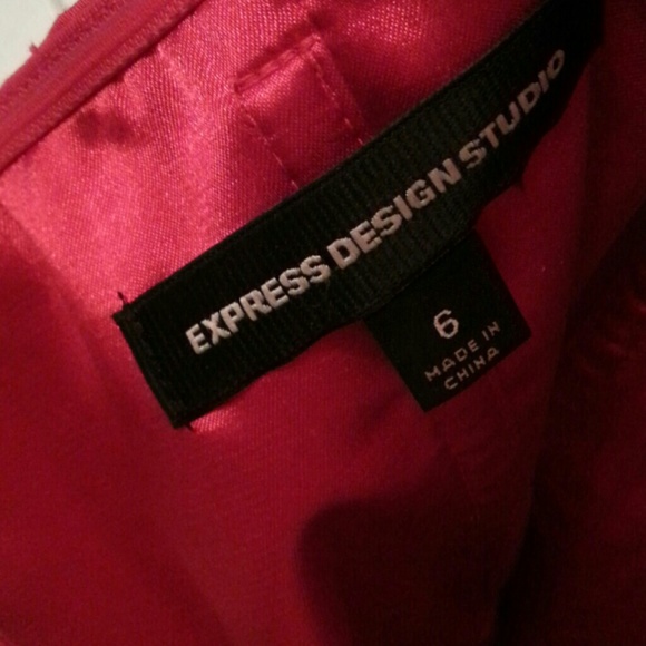 Red strapless Express dress - Picture 3 of 3