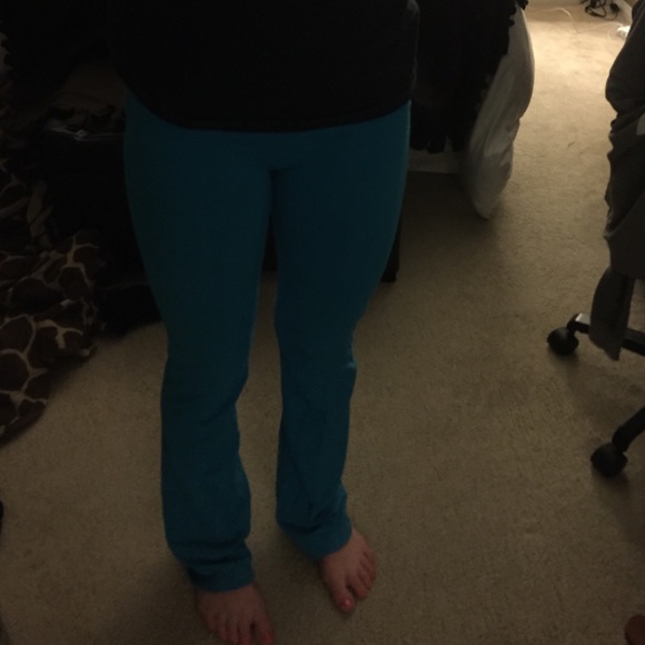 yoga pants