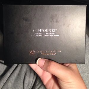 Never used Anastasia contour pallete