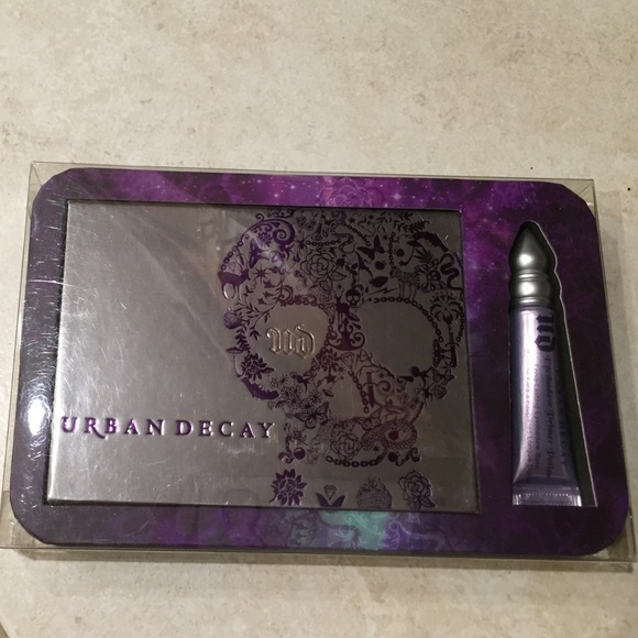 NIB Urban Decay ammo eyeshadow palette and primer