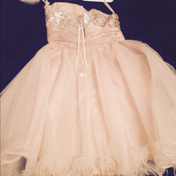 Dress - Picture 2 of 2