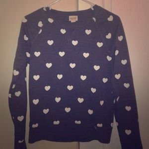 Long sleeved sweater