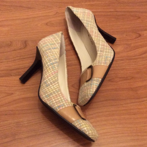 Bandolino High Heels - Picture 4 of 4