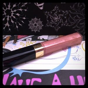 New Chanel Glossimer in the color Paillettes #93.