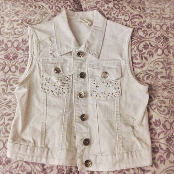 Instant Vintage White Cotton Vest