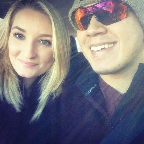 ABOUT YOUR SELLER! β€οΈπ - Picture 2 of 4