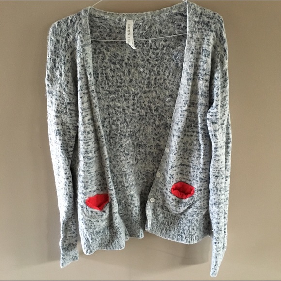 |  aero fuzzy cardigan  |