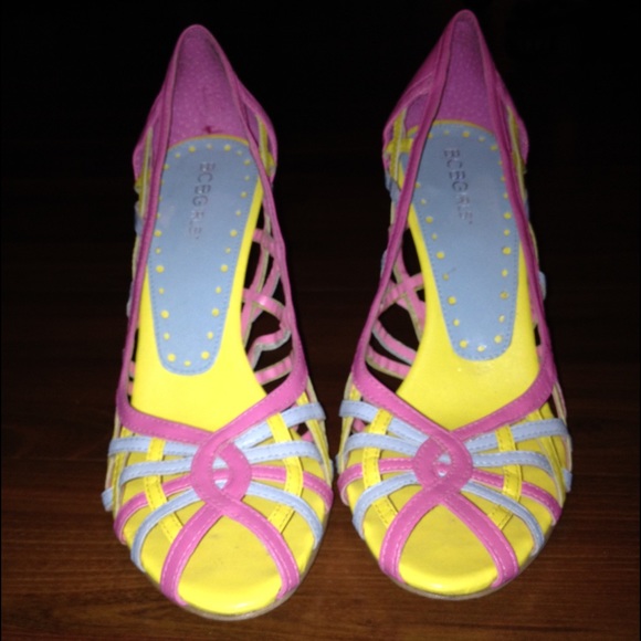 Multicolored BCBG Sandals