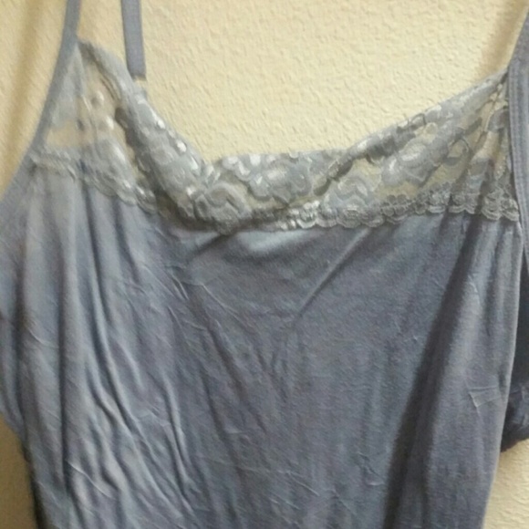 Light blue cotton crinkle tank with lace - Picture 1 of 1