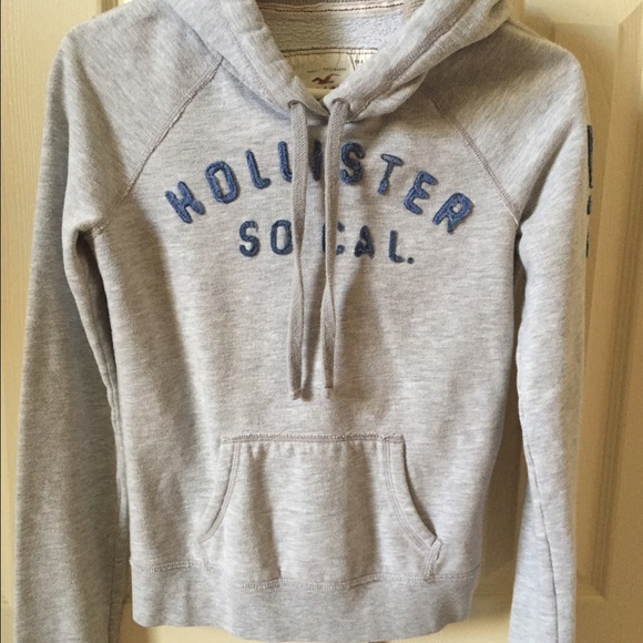 Hollister sweater