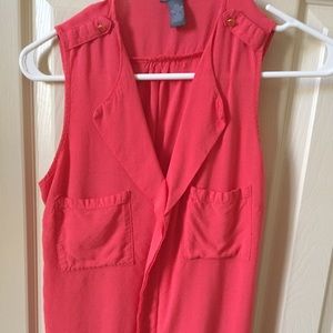 Cute coral tank top never worn